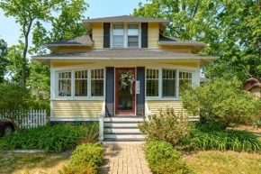 Large Home in Downtown Saugatuck & Pet Friendly